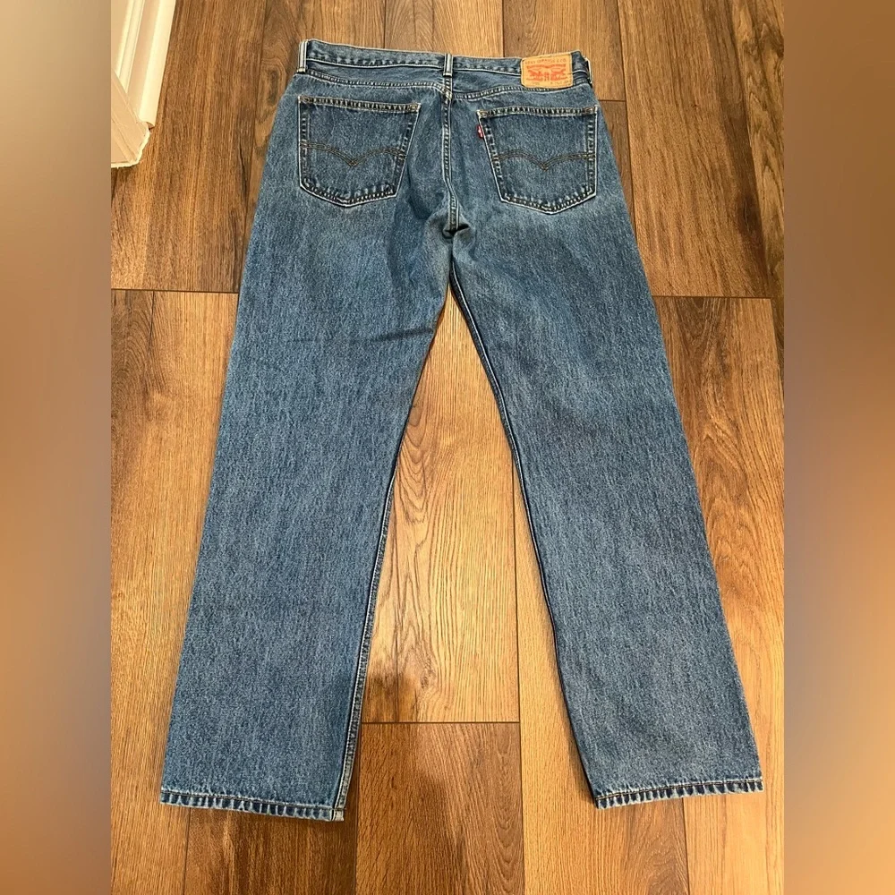 Levi’s 505 Orginal Straight Leg Regular Men’s Jeans 36x32 Medium Wash